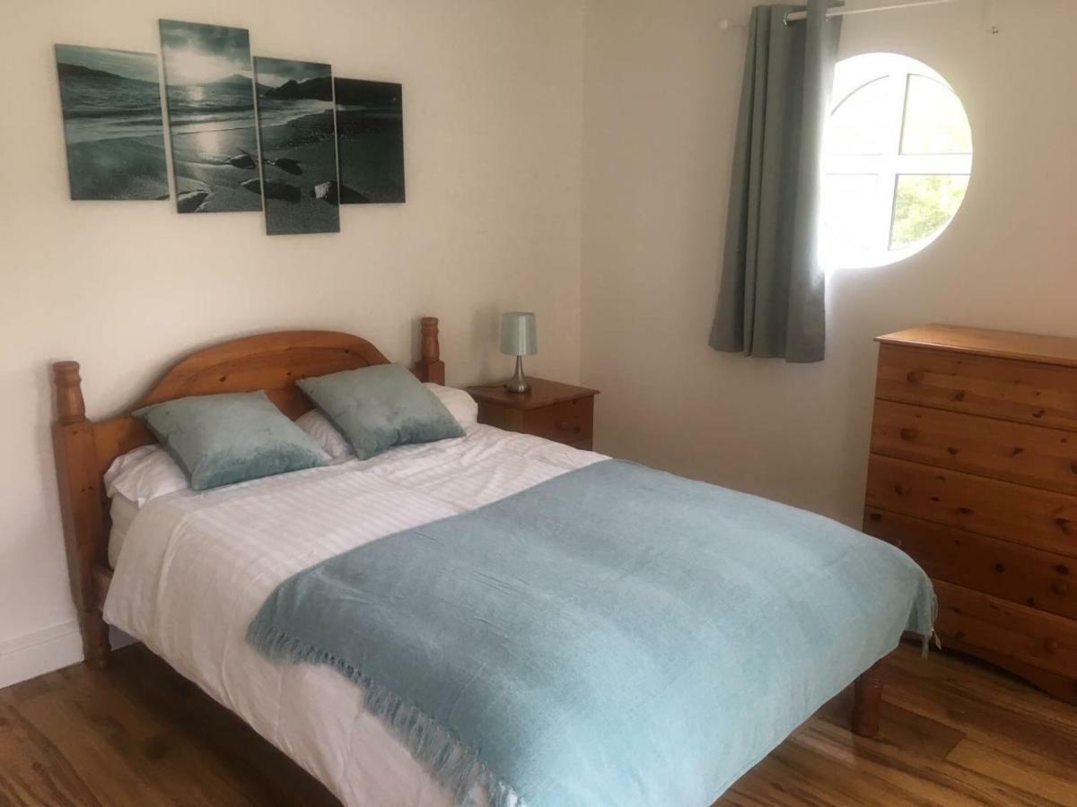 5 Shell Hill Mews Villa Коулрейн Екстериор снимка
