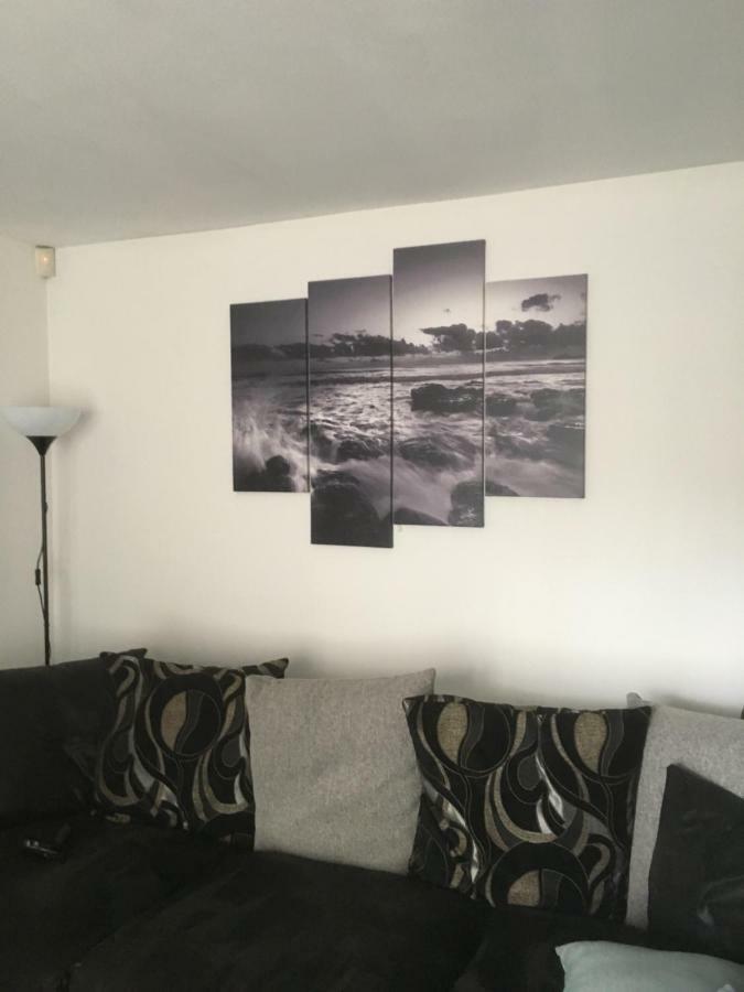 5 Shell Hill Mews Villa Коулрейн Екстериор снимка